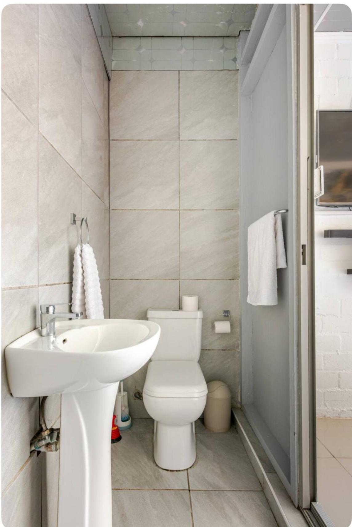 A With Private Entrance