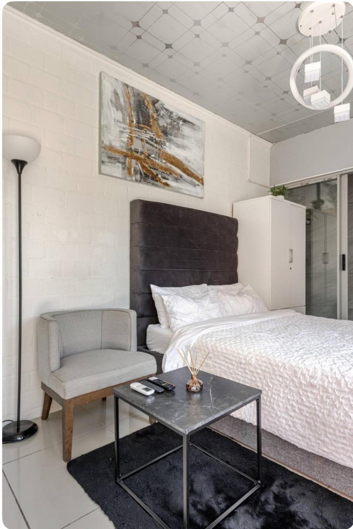 Appartement A With Private Entrance